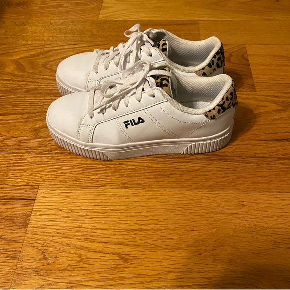 Fila cheetah print sneakers - Picture 1 of 4